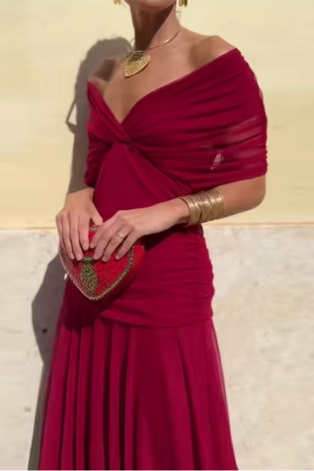 Lucía™ | Vestido largo elegante con escote en V