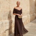 Florendra | Vestido largo floral con escote en V elegante